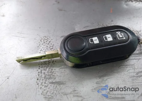 2020 Ram Promaster 1500 Low Roof 118 Wb из США, поврежденный, VIN 3C6TRVNG6LE100063